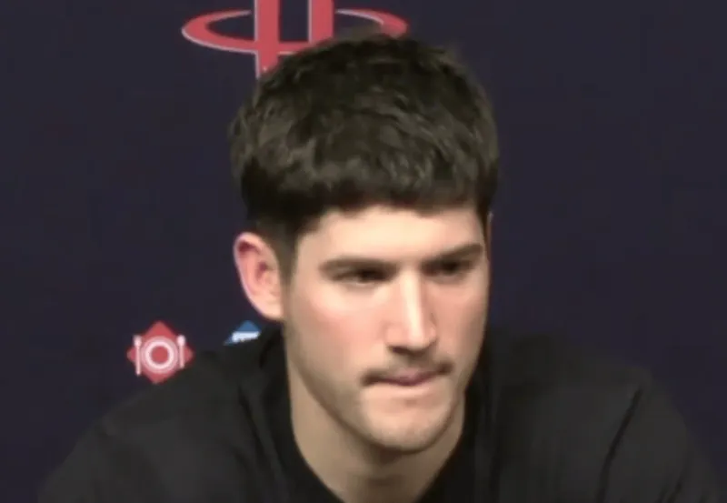 星空体育官网-谢泼德：有很多需要改进的地方，不断看录像学习进步提高